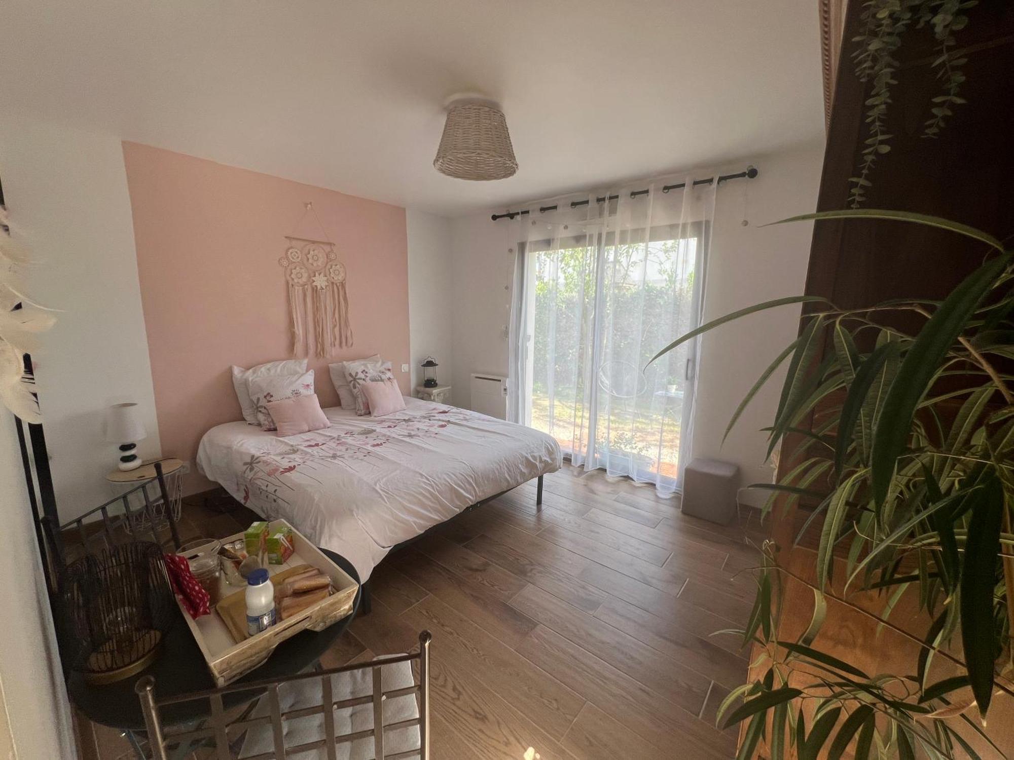 Quiniere - Entre Lac Et Foret - Hebergement Independant Avec Espace Kitchenette 布鲁瓦 外观 照片